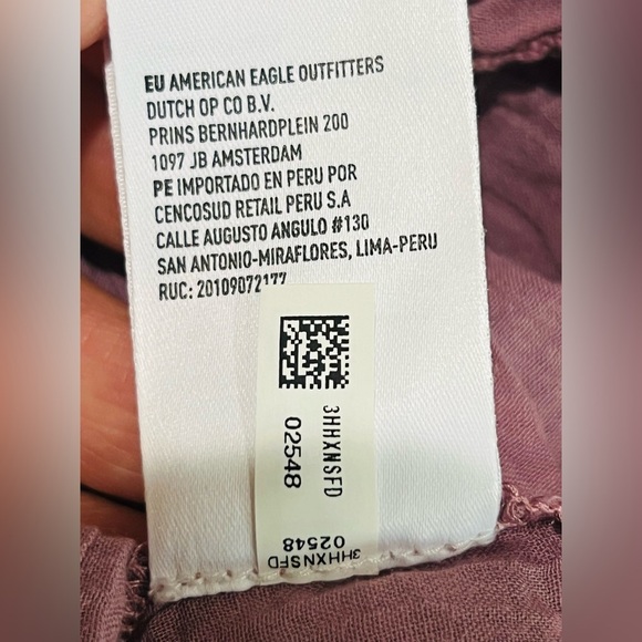 AMERICAN EAGLE WOMEN PURPLE SQUARE NECK SMOCKED PEASANT TOP
XL - Picture 12 of 15